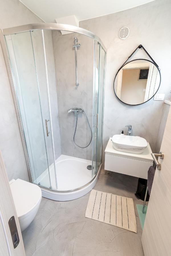Apartment Veruda プーラ エクステリア 写真